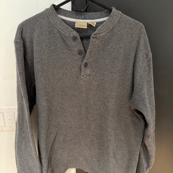 L.L. Bean Other - LL BEAN grey henley long sleeve shirt